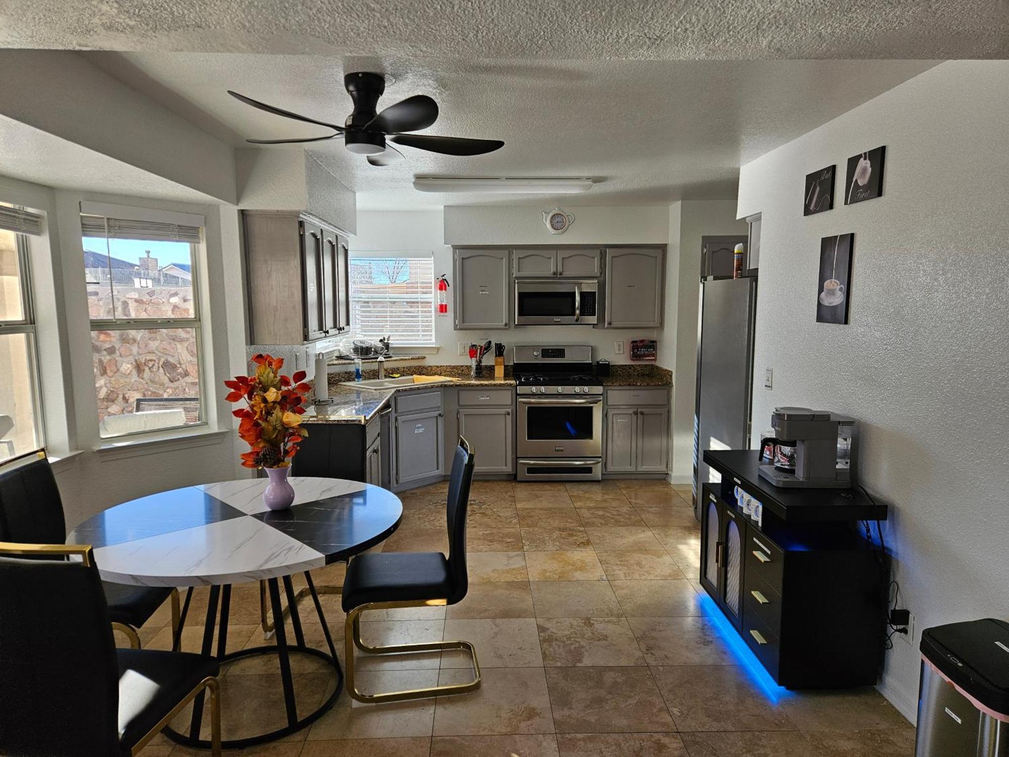 Franklin Luxe Oasis Villa El Paso Exterior photo